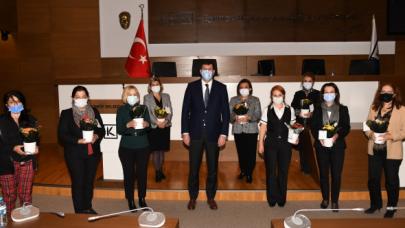 Meclis çiçek açtı