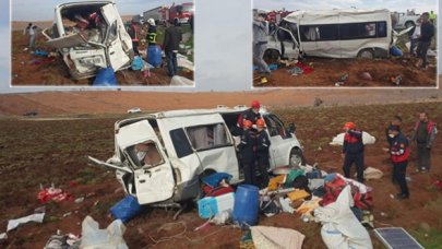 Tarım işçilerini taşıyan minibüs devrildi