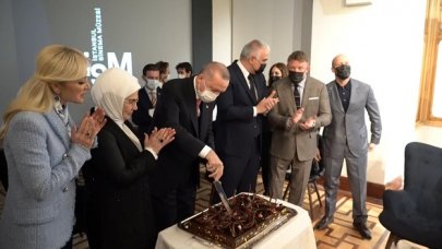 Cumhurbaşkanı Erdoğan’a sürpriz kutlama