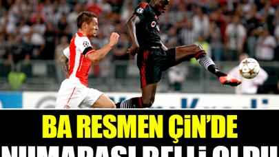 Demba Ba resmen Çin'de