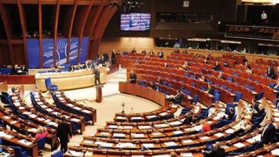 AKPM Türk Grubu üyelerinden Delegasyon Başkanı Yıldız'a 'İstanbul Sözleşmesi' mektubu