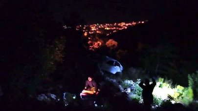 Kontrolden çıkan otomobil 150 metrelik uçurumdan uçtu: 1 ölü, 2 yaralı