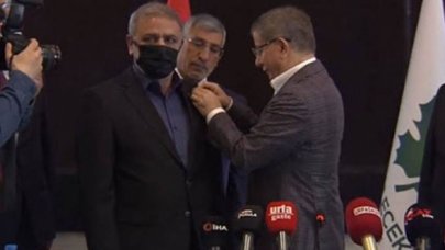 İlhami Işık Ahmet Davutoğlu'nun danışmanı oldu