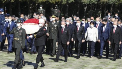 Anıtkabir'de 23 Nisan töreni
