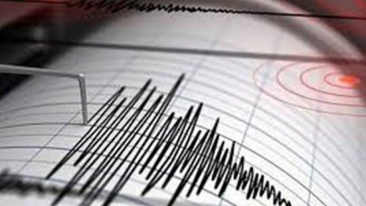 Ege Denizi'nde İzmir açıklarında deprem!