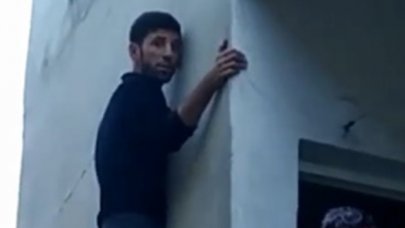 Sultangazi'de hırsız pencerede mahsur kaldı!