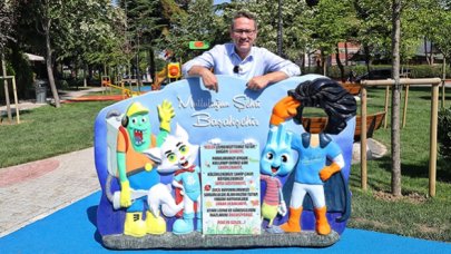 Başakşehir’de yenilenen Defne Parkı açıldı