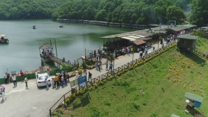 Şile Saklıgöl gibisi yok! Ziyaretçileri büyüledi