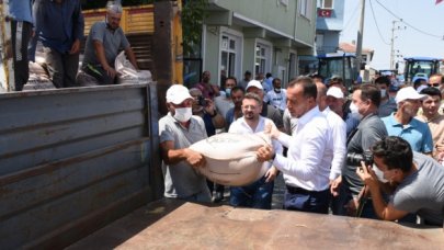 Silivri'de çiftçiler tohumluk arpalarına kavuştu