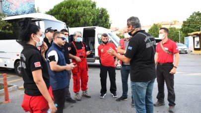 Kadıköy'den yangın noktalarına üçüncü destek ekibi!