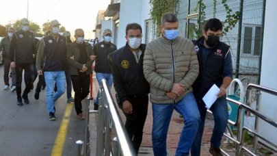 Adana ve Bingöl'de FETÖ operasyonu: 8 gözaltı