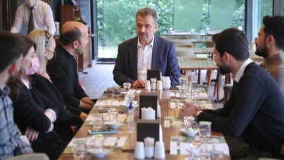 Gaziosmanpaşa öğretmenler gününü kutladı