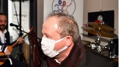 Turan Hançerli'ye Covid-19 teşhisi konuldu