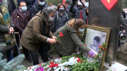 Göktepe, mezarı başında anıldı