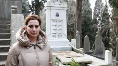 Azra Erhat’a ikinci saldırı