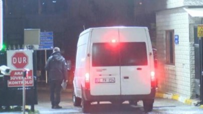 Edirne'de donarak ölen 12 göçmenin cenazeleri Adli Tıp Kurumuna getirildi