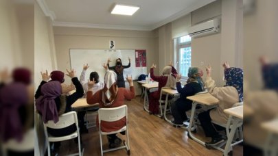 Maltepe’de işaret dili eğitimi