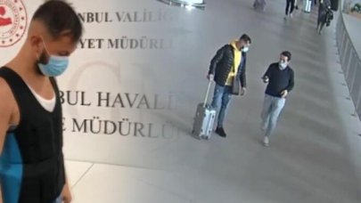 Yeleğinden 37 telefon çıktı