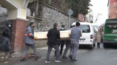 Kayıp kişi mezarlıkta ölü bulundu