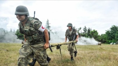 Sağlık Astsubayı olarak görev yapan teknisyenler unvanlarını geri aldı