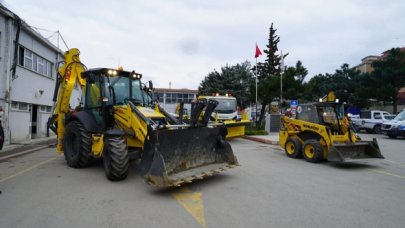 Kartal Belediyesi beklenen yoğun kar yağışı nedeniyle teyakkuza geçti