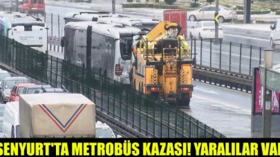 Esenyurt'ta metrobüs kazası… 4 yaralı!
