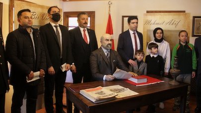 İstiklal Marşı’nı, Mehmet Akif Ersoy Evi ve Müzesi’nde okudular