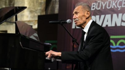 İlham Gencer’den muhteşem konser