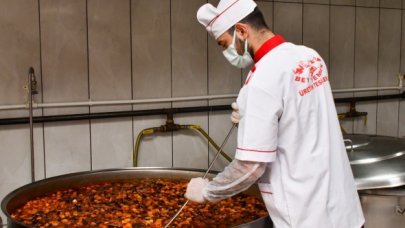 Esenyurt'ta ihtiyaç sahipleri Ramazan'da unutulmuyor