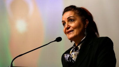 Prof. Dr. Aygün Attar'a büyük ödül