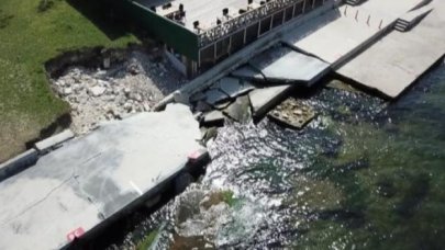 Beylikdüzü Gürpınar sahilinde yürüyüş yolu çöktü