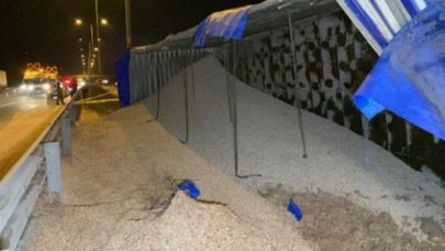 Kuzey Marmara Otoyolu'nda tır devrildi : 1 ölü , 1 yaralı