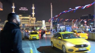 Taksim trafiğe açıldı