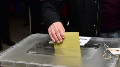 AK Parti'li Mustafa Şen partisinin oy oranını açıkladı