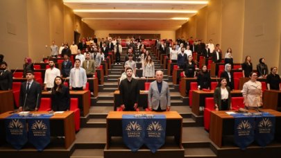 Gençler için özel oturum