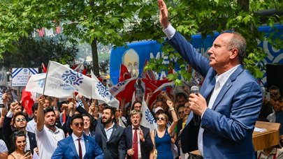 Senin çevren tok ama millet aç!