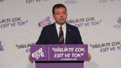 Elimize yüzümüze bulaştırdık