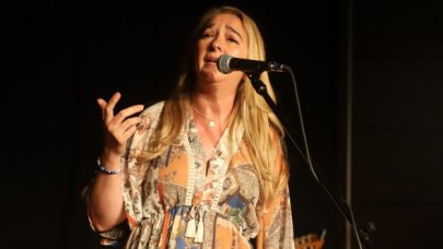 Solo konserle veda ettiler