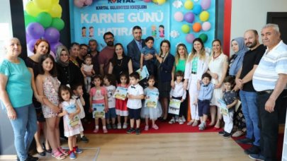 Kartal Belediyesi kreşlerinde karne heyecanı