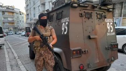 İstanbul'da helikopter destekli uyuşturucu operasyonu: Çok sayıda gözaltı var