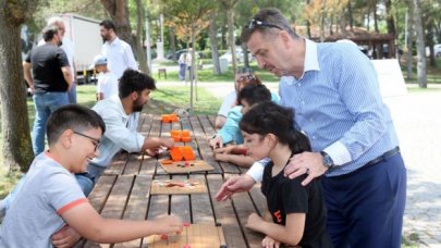 Gaziosmanpaşa sokaklarında oyun var