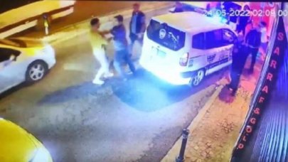 Beşiktaş’ta izinsiz afiş asan grup bıçak ve sopalarla zabıtaya saldırdı