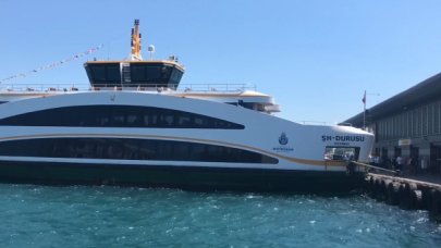 Vapur iskeleye çarptı: 7 yaralı