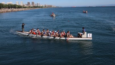 Kartal’da Denizcilik ve Kabotaj Bayramı kapsamında mahalleler denizde yarıştı