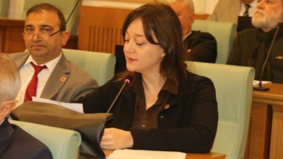 Beste Dede: Şiddet nedeniyle istifa ediyorum!