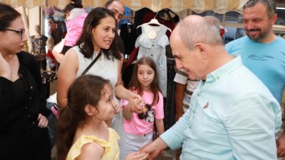 Büyükçekmece’de bayramlaşma geleneği bozulmadı