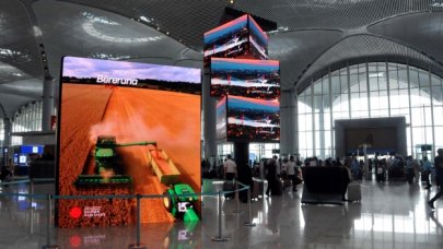 Havalimanında 15 Temmuz sergisi