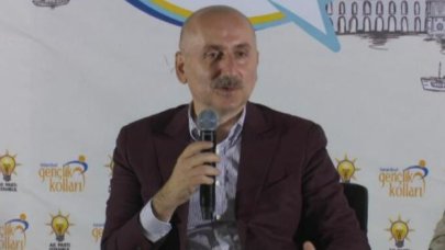 Bakan Adil Karaismailoğlu Kâğıthane'de gençlerle buluştu