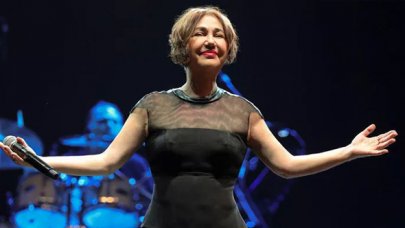 Nazan Öncel'den Taksim'deki 1+1 evin fiyatına tepki: Elitmiş, yemişim elitini