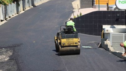 Kartal’da asfaltlama çalışmaları devam ediyor